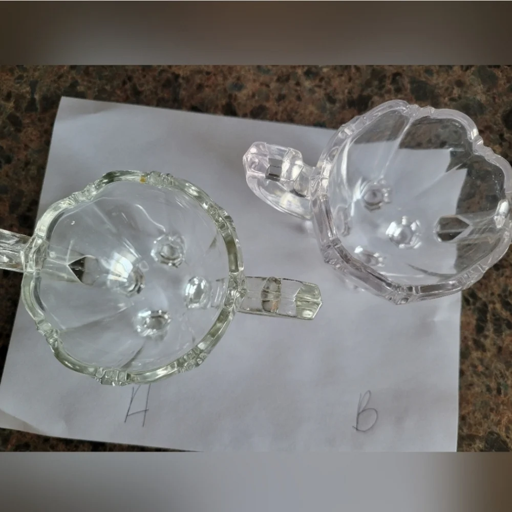 Vintage Indiana Glass sugar bowl Dish‎ 4 footed depression glass #B scalloped